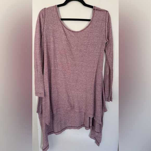 Free People Long Sleeve Asymmetrical Top - Picture 2 of 3